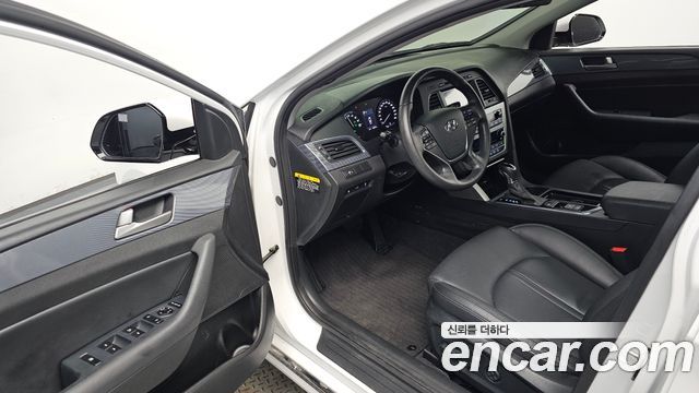 Hyundai Sonata 2017 — photo 10