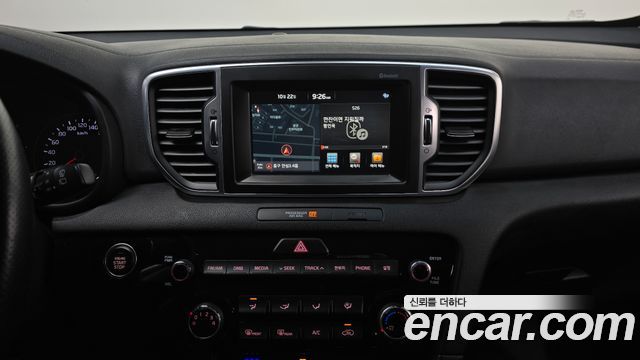 Kia Sportage 2016 — photo 13