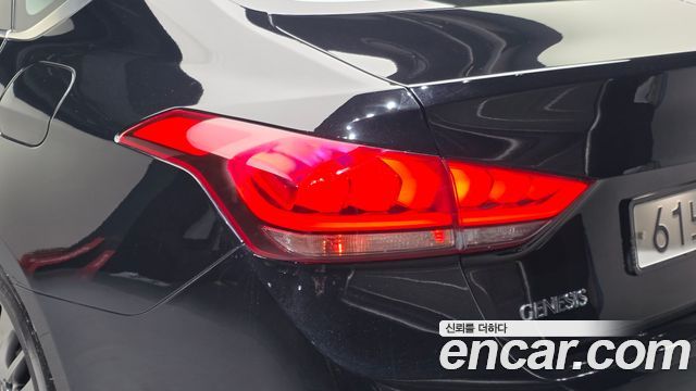 Hyundai Genesis 2016 — photo 9