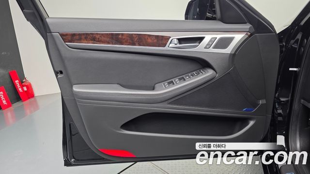 Hyundai Genesis 2016 — photo 14