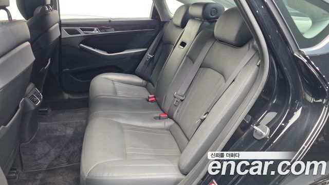 Hyundai Genesis 2016 — photo 16