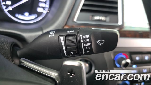 Hyundai Genesis 2016 — photo 29