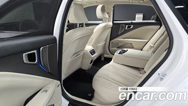 Kia K8 2025 — photo 11