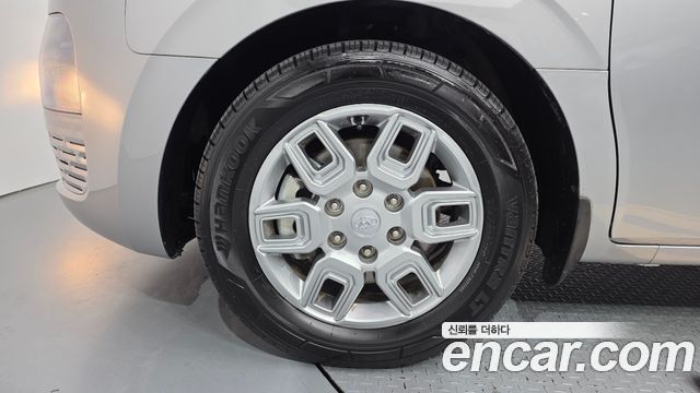 Hyundai Staria 2022 — photo 5
