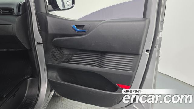 Hyundai Staria 2022 — photo 15