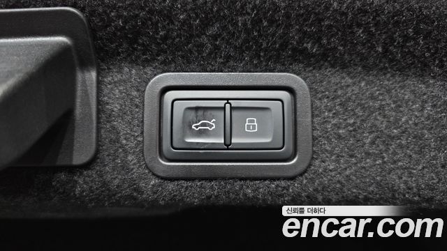 Audi A6 2025 — photo 23