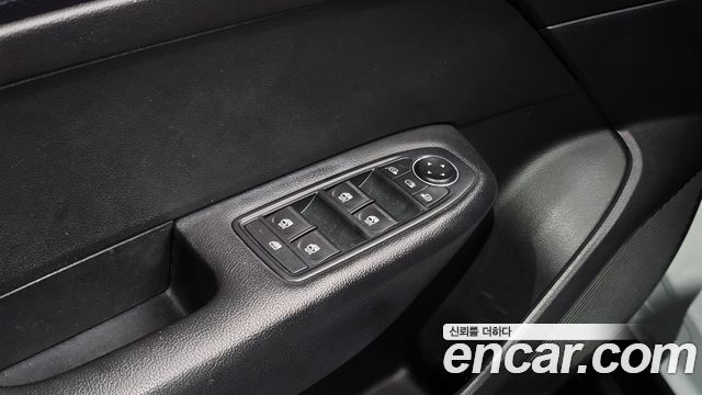 Renault Korea XM3 2022 — photo 17