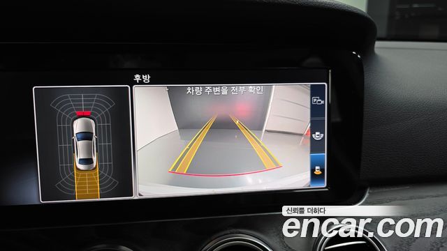 Mercedes-Benz E-Class 2019 — photo 21