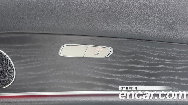 Mercedes-Benz E-Class 2019 — photo 28
