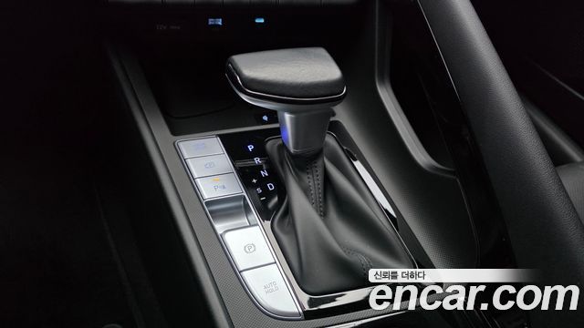 Hyundai AVANTE 2024 — photo 12