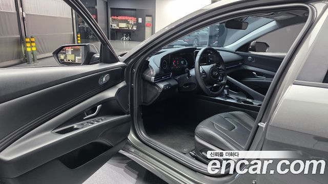 Hyundai AVANTE 2024 — photo 13