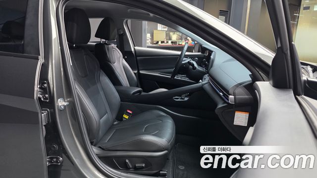Hyundai AVANTE 2024 — photo 17