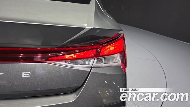 Hyundai AVANTE 2024 — photo 9