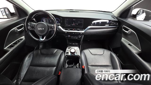 Kia Niro 2023 — photo 7