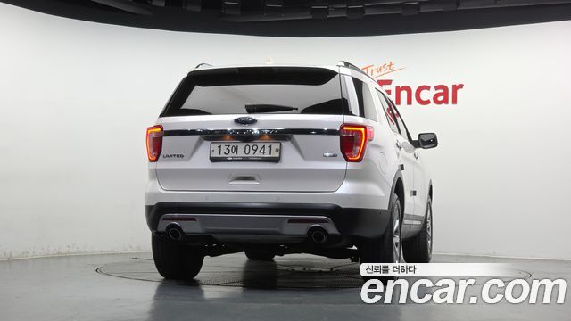 Ford Explorer 2016 — photo 4