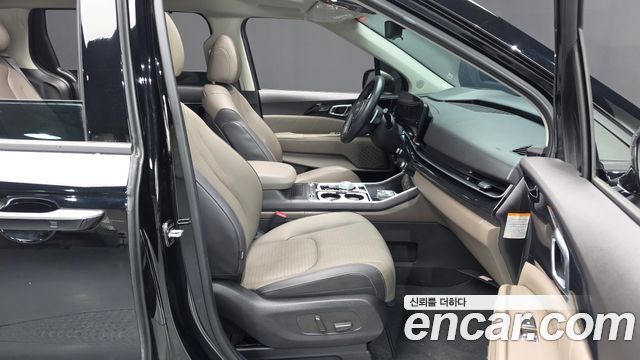 Kia Canival 2025 — photo 16