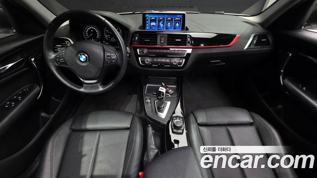 BMW 1-Series 2018 — photo 10