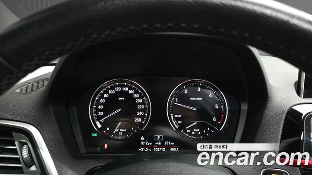 BMW 1-Series 2018 — photo 11