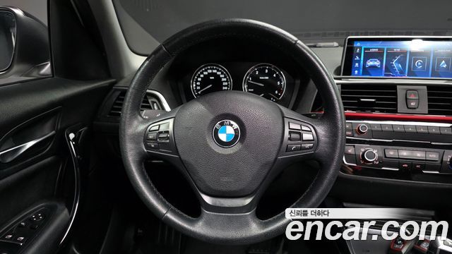 BMW 1-Series 2018 — photo 19
