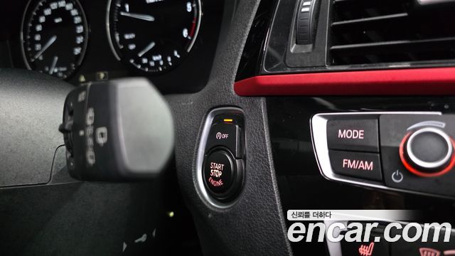 BMW 1-Series 2018 — photo 26