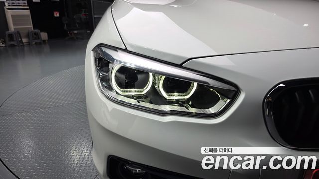 BMW 1-Series 2018 — photo 8