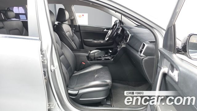 Kia Sportage 2019 — photo 17