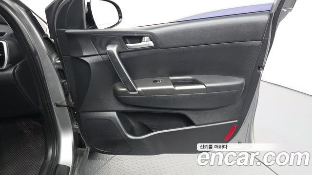 Kia Sportage 2019 — photo 14