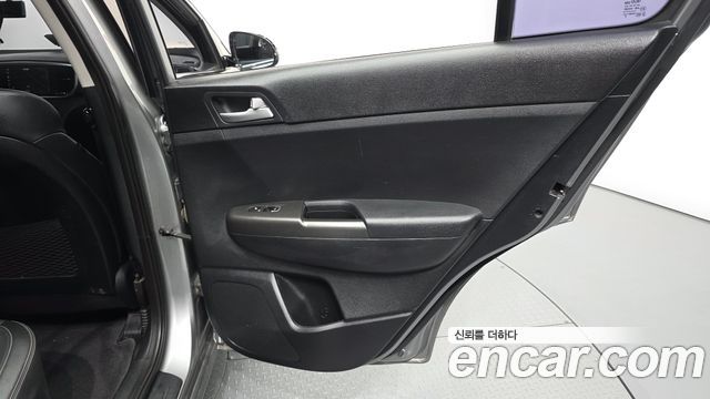 Kia Sportage 2019 — photo 15