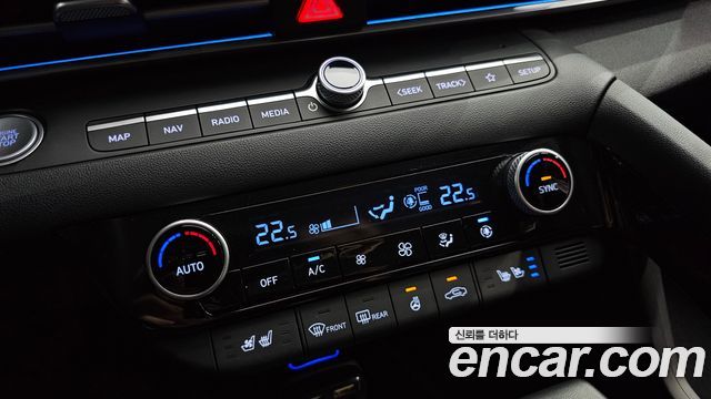 Hyundai AVANTE 2023 — photo 16