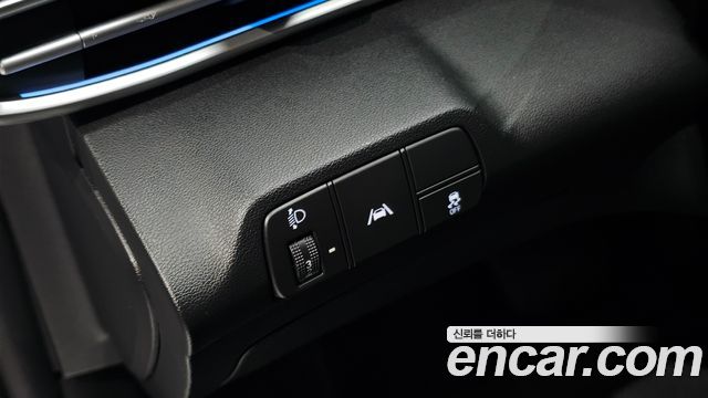 Hyundai AVANTE 2023 — photo 19