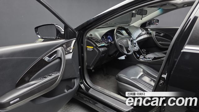 Hyundai Grandeur 2017 — photo 13