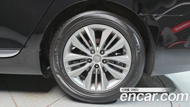 Hyundai Grandeur 2017 — photo 7