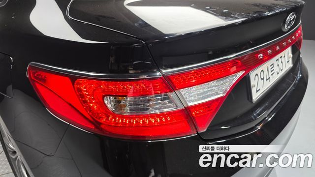 Hyundai Grandeur 2017 — photo 9