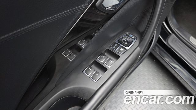 Hyundai Grandeur 2017 — photo 28