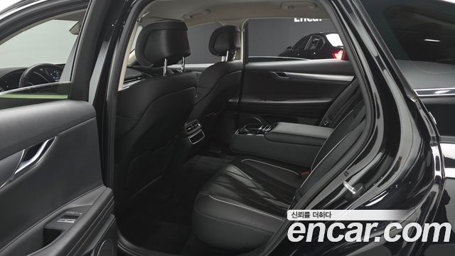 Genesis G80 2022 — photo 17