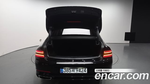 Genesis G80 2022 — photo 26
