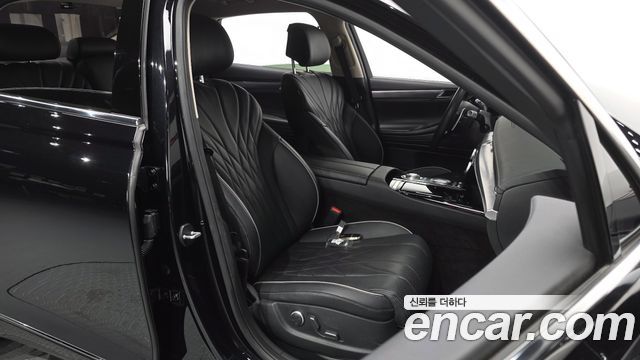 Genesis G80 2022 — photo 16