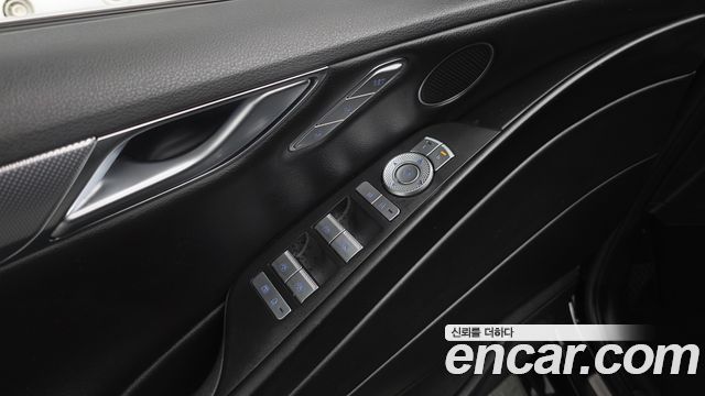 Genesis G80 2022 — photo 28