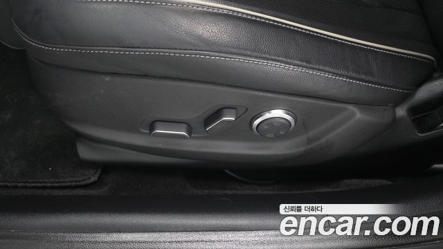 Genesis G80 2022 — photo 30