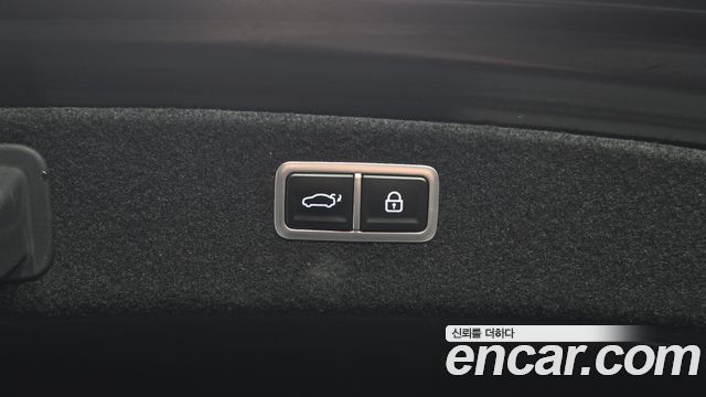Genesis G80 2022 — photo 32