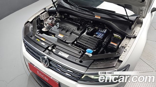 Volkswagen Tiguan 2020 — photo 6