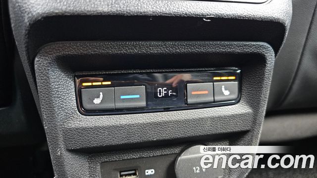 Volkswagen Tiguan 2020 — photo 19
