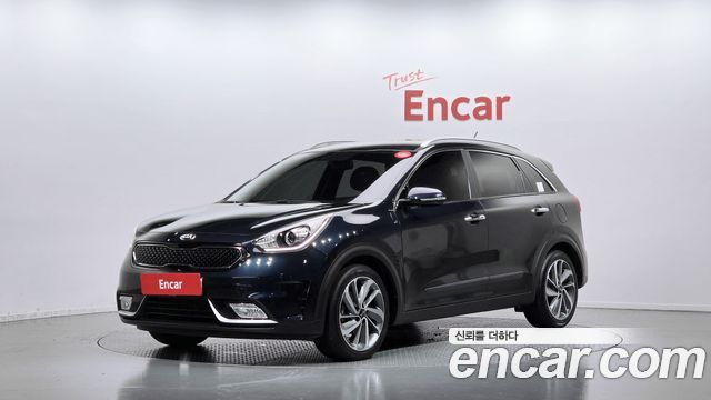 Kia Niro 2017 — photo 1