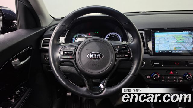 Kia Niro 2017 — photo 19