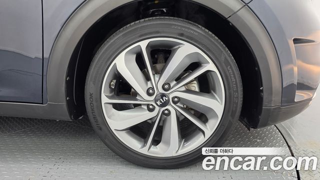 Kia Niro 2017 — photo 7