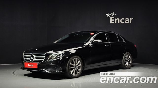 Mercedes-Benz E-Class 2019 — photo 1