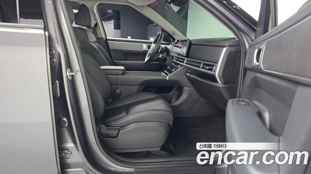 Hyundai Santafe 2024 — photo 17
