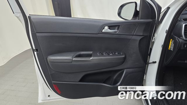 Kia Sportage 2018 — photo 14