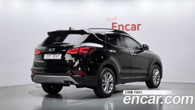 Hyundai Santafe 2016 — photo 2