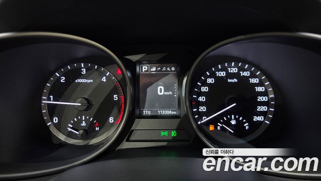 Hyundai Santafe 2016 — photo 11